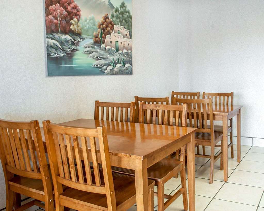 盖洛普伊克诺旅店酒店 餐厅 照片